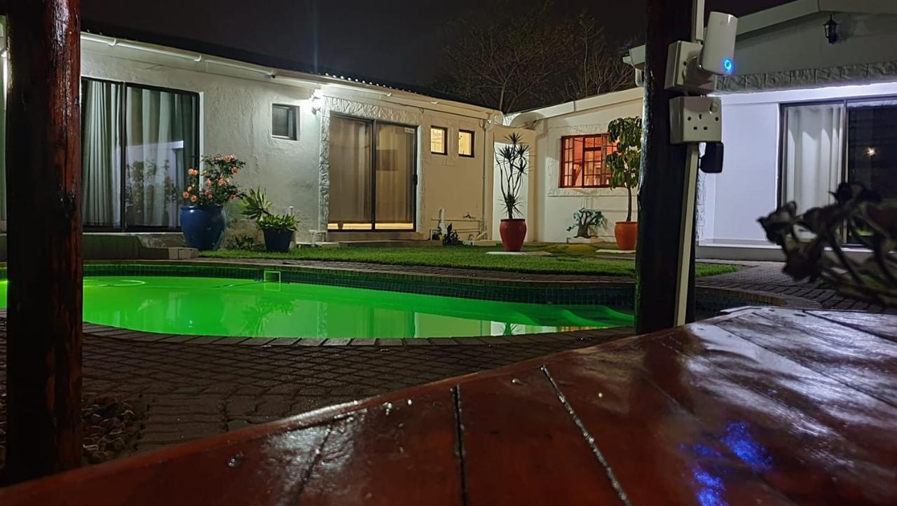 Berry Bliss Guest House Gaborone Exterior foto
