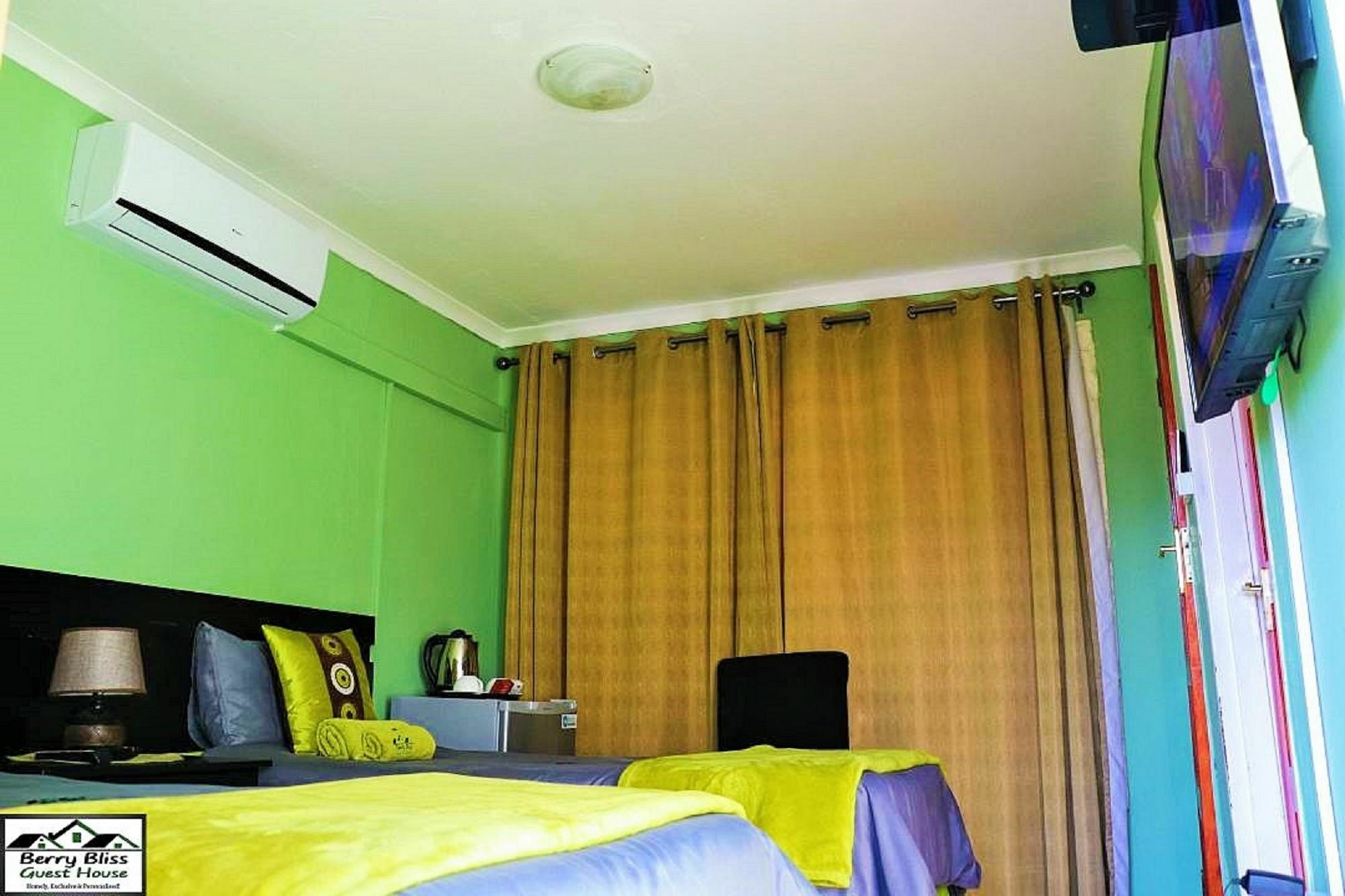 Berry Bliss Guest House Gaborone Exterior foto