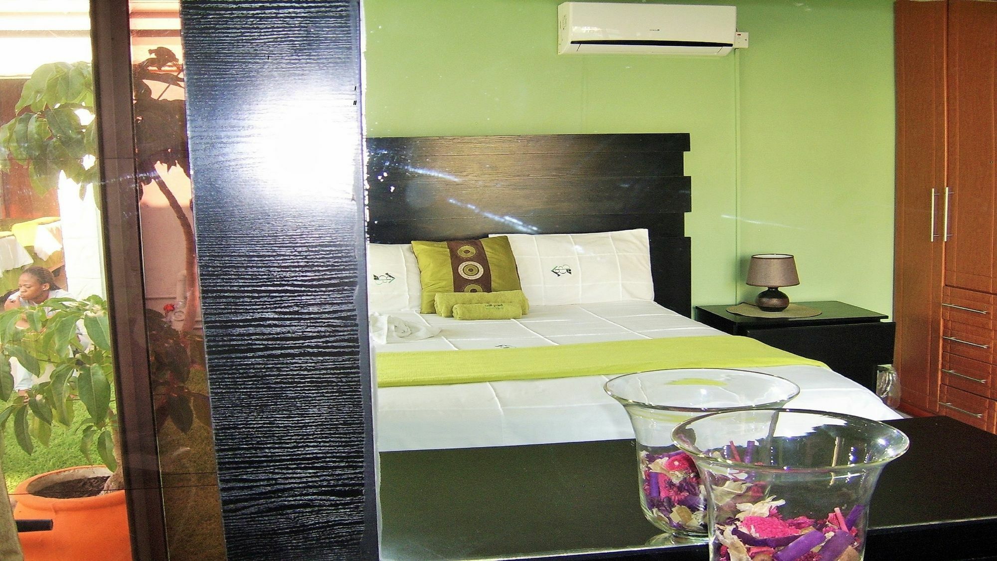 Berry Bliss Guest House Gaborone Exterior foto